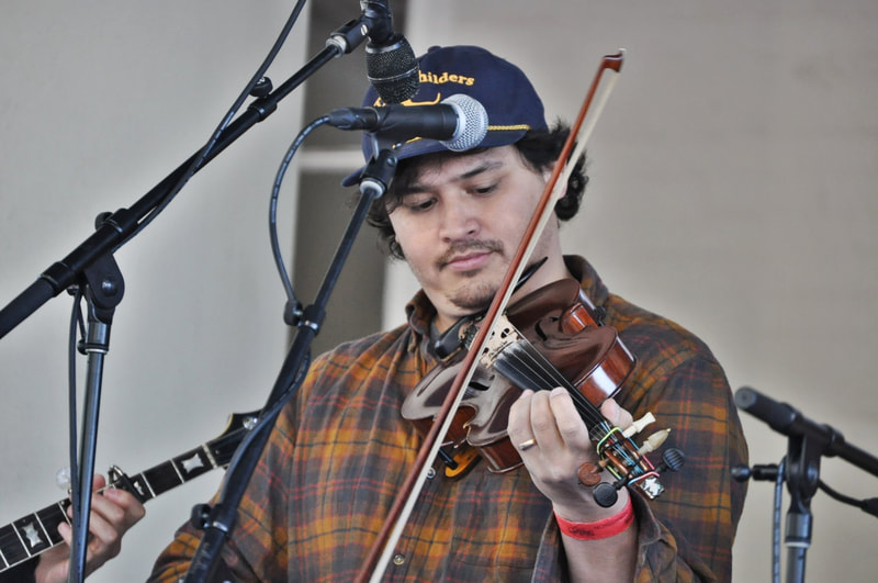 Man playing fiddle