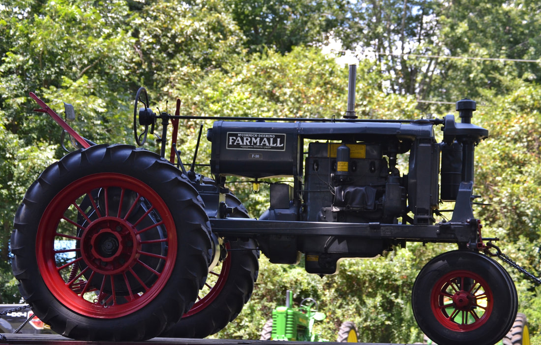 Farmall tractor at Piney Chapel American Farm Days